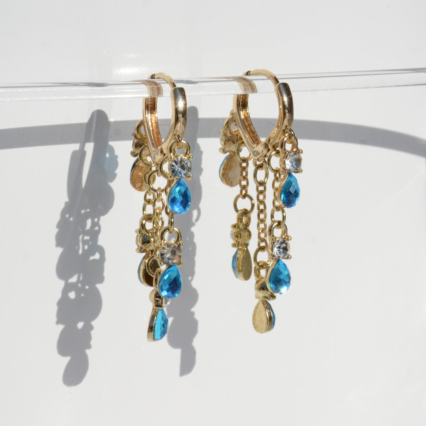 Elara Hoops